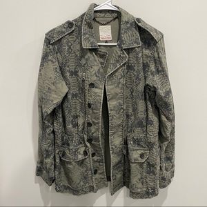 Woman’s Green Jacket